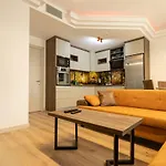 19th & 18th & 7th Floor Secure With Pool & Fitness & Parking Included In Price - Self Check-in Available Apartment Skopje