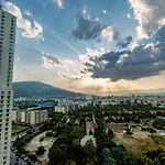 19th & 18th & 7th Floor Secure With Pool & Fitness & Parking Included In Price - Self Check-in Available Üsküp