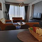 19th & 18th & 7th Floor Secure With Pool & Fitness & Parking Included In Price - Self Check-in Available * Skopje