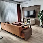 19th & 18th & 7th Floor Secure With Pool & Fitness & Parking Included In Price - Self Check-in Available Üsküp