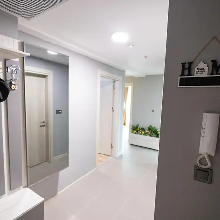 Апартаменти 19th & 18th Floor Secure With Pool & Fitness & Parking Included In Price Скоп'є