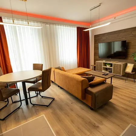 19th & 18th Floor Secure With Pool & Fitness & Parking Included In Price