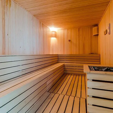 19th & 18th Floor Secure With Pool & Fitness & Parking Included In Price Апартаменти Скоп'є