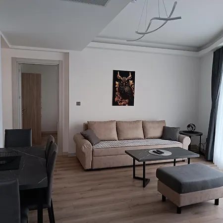 Appartement 19th & 18th Floor Secure With Pool & Fitness & Parking Included In Price Skopje
