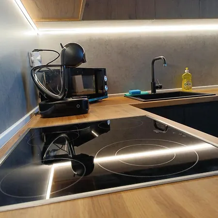 Апартаменти 19th & 18th Floor Secure With Pool & Fitness & Parking Included In Price Скоп'є