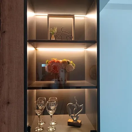 19th & 18th Floor Secure With Pool & Fitness & Parking Included In Price