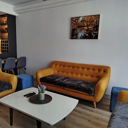 Appartement 19th & 18th Floor Secure With Pool & Fitness & Parking Included In Price Skopje