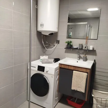 Appartement 19th & 18th Floor Secure With Pool & Fitness & Parking Included In Price Skopje