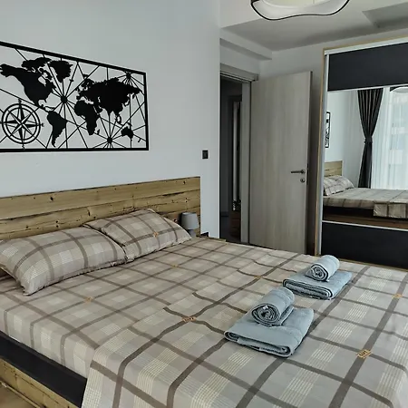 19th & 18th & 7th Floor Secure With Pool & Fitness & Parking Included In Price - Self Check-in Available Apartament