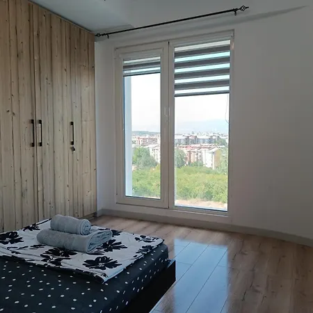 Apartament 19th & 18th & 7th Floor Secure With Pool & Fitness & Parking Included In Price - Self Check-in Available