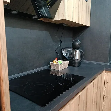 Apartament 19th & 18th & 7th Floor Secure With Pool & Fitness & Parking Included In Price - Self Check-in Available *