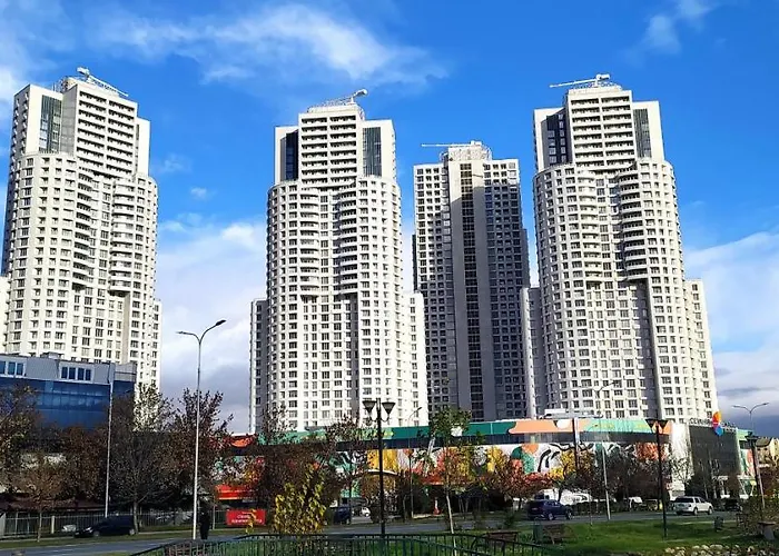 19th & 18th & 7th Floor Secure With Pool & Fitness & Parking Included In Price Апартаменты *