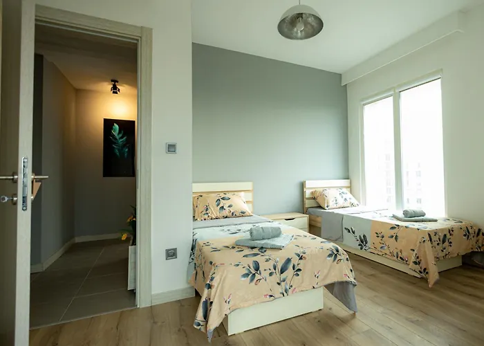 19th & 18th & 7th Floor Secure With Pool & Fitness & Parking Included In Price * Skopje