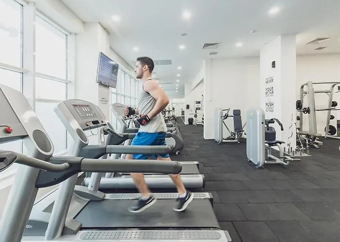 19th & 18th & 7th Floor Secure With Pool & Fitness & Parking Included In Price Апартаменты