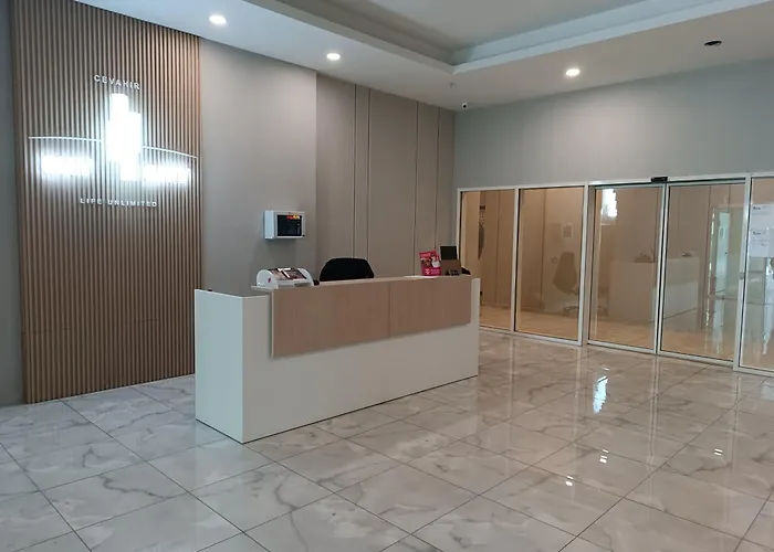 19th & 18th & 7th Floor Secure With Pool & Fitness & Parking Included In Price Скопье