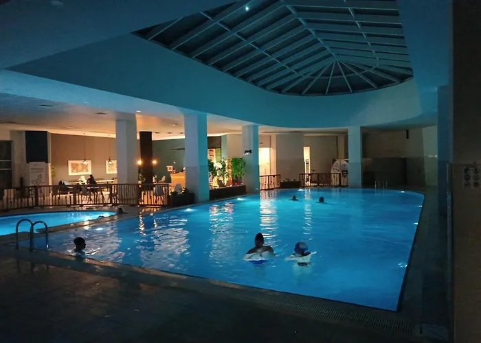 Apartment 19th & 18th & 7th Floor Secure With Pool & Fitness & Parking Included In Price