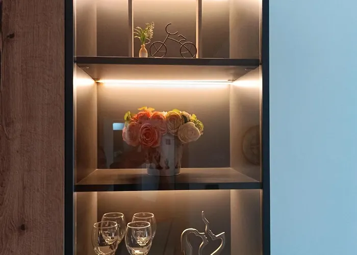 19th & 18th & 7th Floor Secure With Pool & Fitness & Parking Included In Price - Self Check-in Available