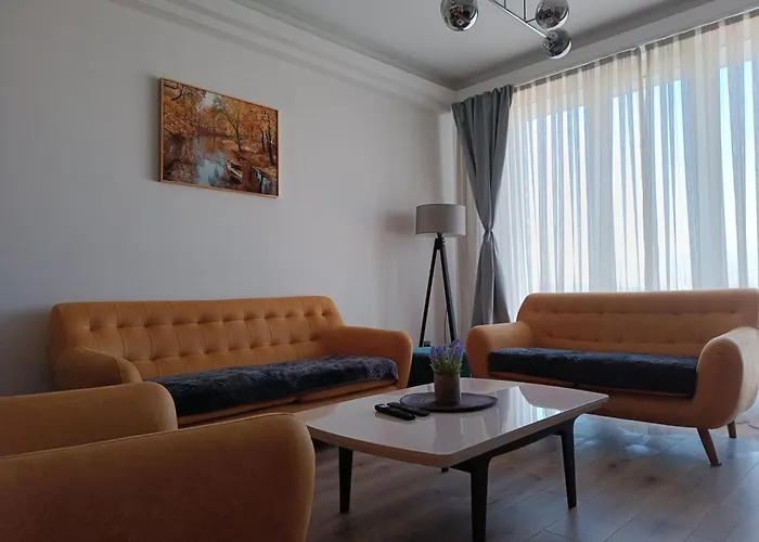 19th & 18th & 7th Floor Secure With Pool & Fitness & Parking Included In Price - Self Check-in Available Appartement Skopje