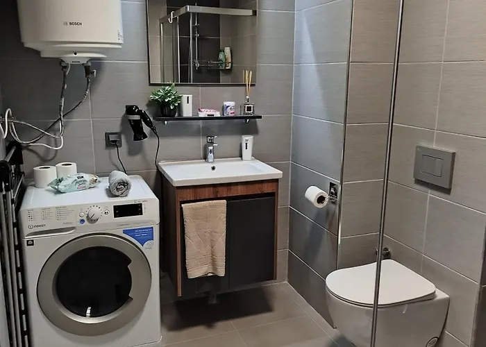 Appartement 19th & 18th & 7th Floor Secure With Pool & Fitness & Parking Included In Price - Self Check-in Available Skopje