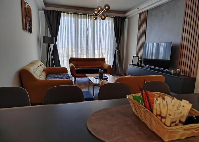 19th & 18th & 7th Floor Secure With Pool & Fitness & Parking Included In Price * Skopje