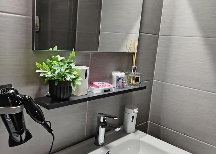 Апартаменты 19th & 18th & 7th Floor Secure With Pool & Fitness & Parking Included In Price *