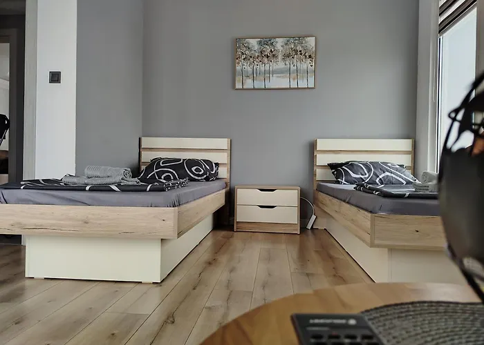 19th & 18th & 7th Floor Secure With Pool & Fitness & Parking Included In Price Апартаменты *