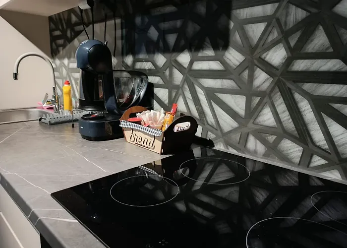 Appartement 19th & 18th & 7th Floor Secure With Pool & Fitness & Parking Included In Price - Self Check-in Available *